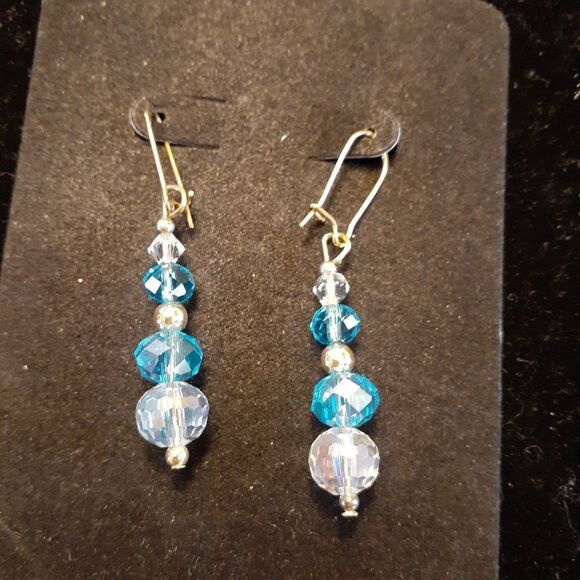 AQUAMARINE BLUE & CLEAR CRYSTAL (Gold) - Picture 2 of 4